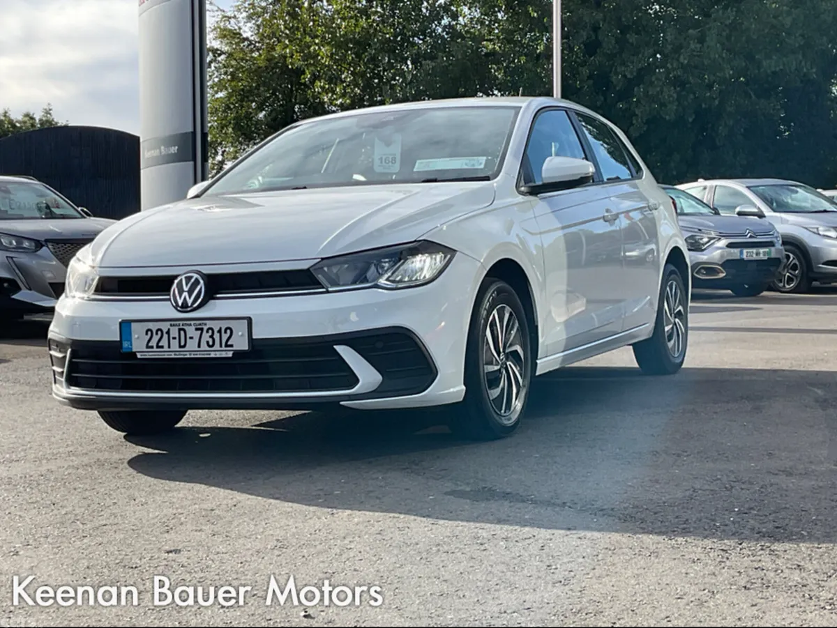 Volkswagen Polo Hatchback, Petrol, 2022, White