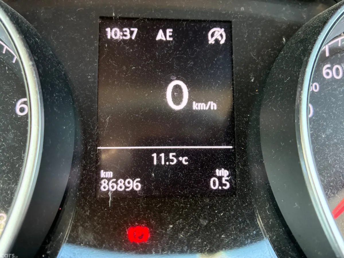 Volkswagen Golf Hatchback, Petrol, 2016, Red