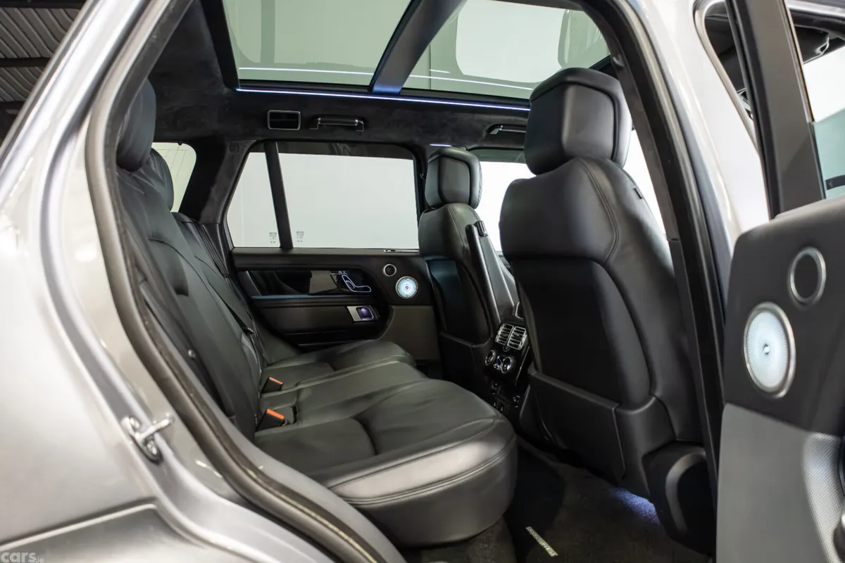 Land Rover Range Rover SUV, Petrol Plug-in Hybrid, 2021, Grey