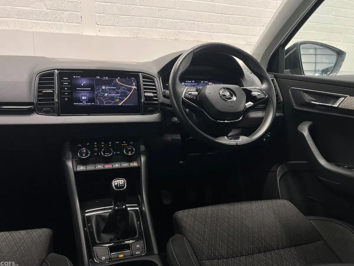 Skoda Karoq Saloon, Diesel, 2024, Black