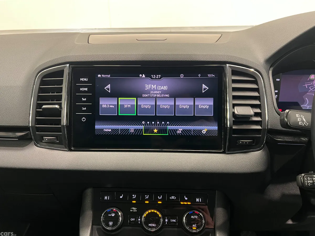 Skoda Karoq Saloon, Diesel, 2024, Black