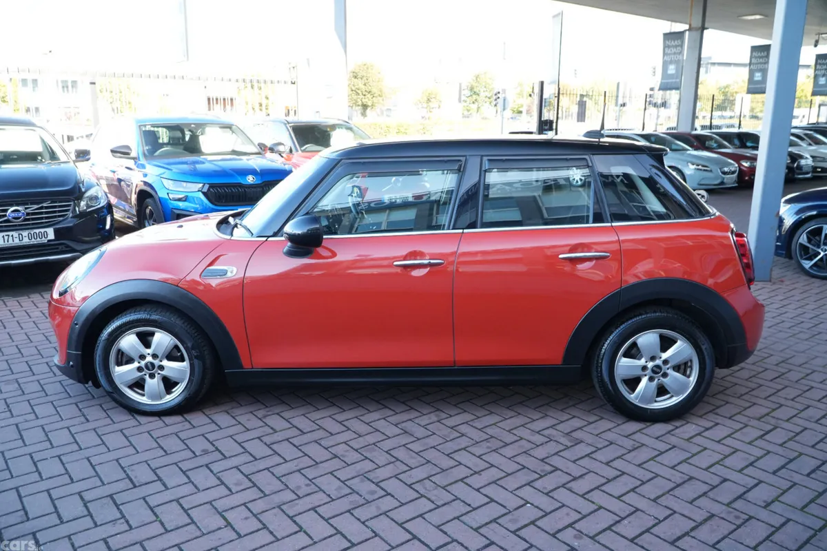 Mini Cooper Hatchback, Petrol, 2019, Red