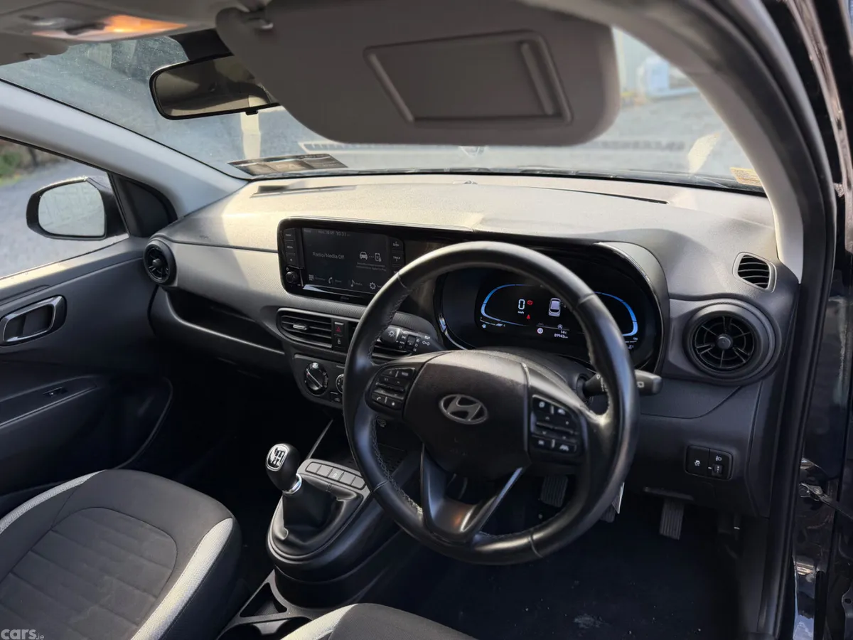 Hyundai i10 Hatchback, Petrol, 2023, Black