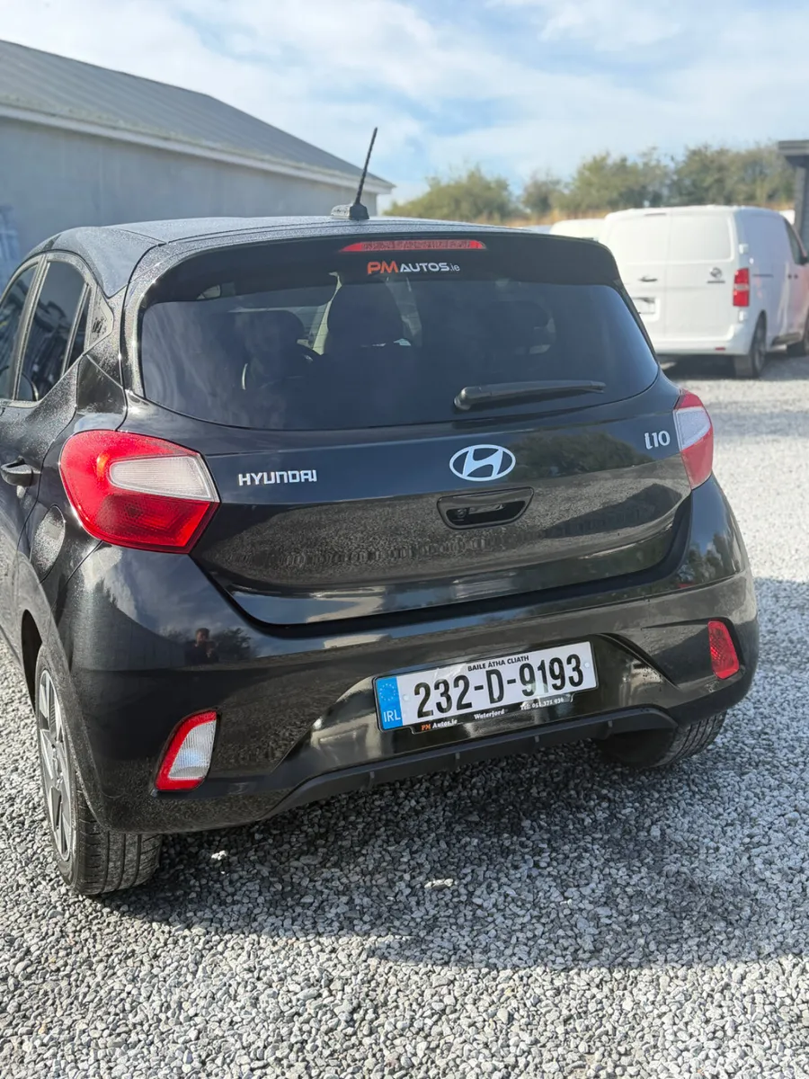 Hyundai i10 Hatchback, Petrol, 2023, Black
