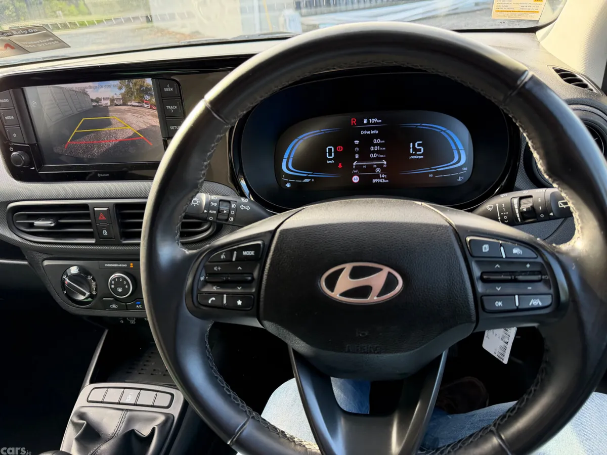 Hyundai i10 Hatchback, Petrol, 2023, Black