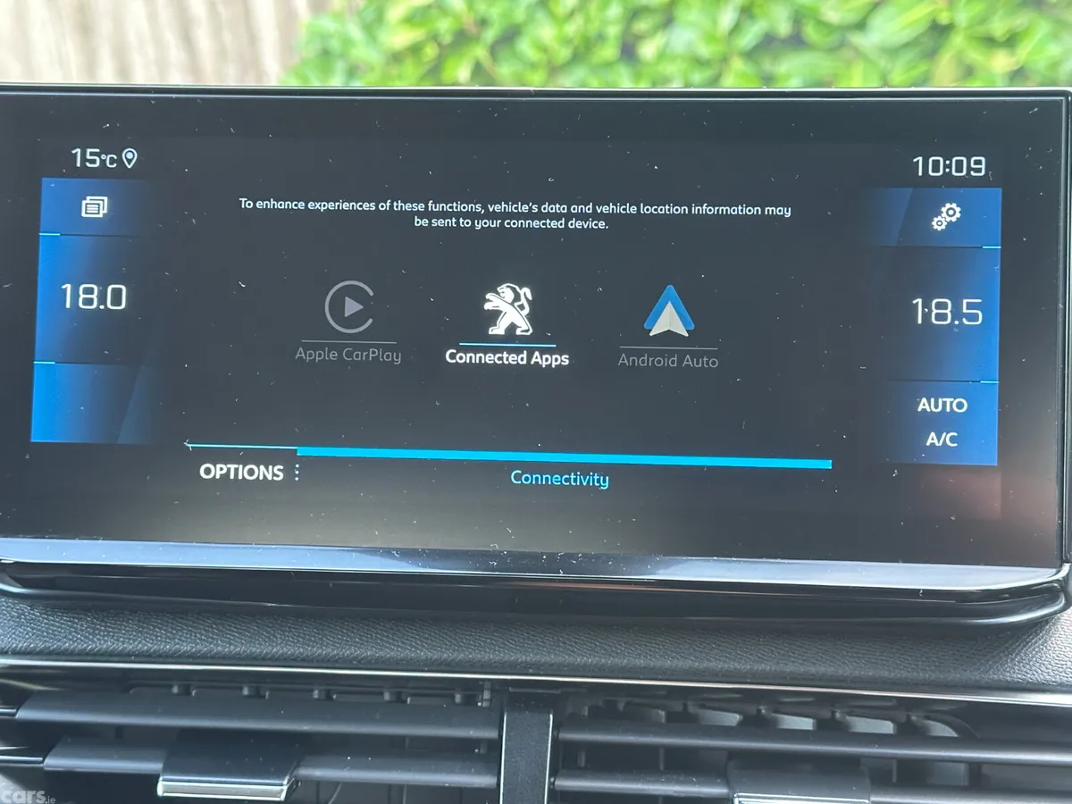 Peugeot 3008 MPV, Diesel, 2021, Grey