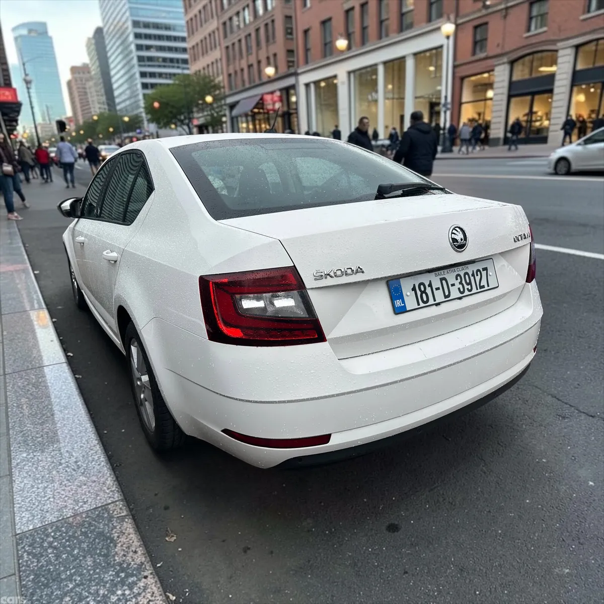 Skoda Octavia Saloon, Diesel, 2018, White