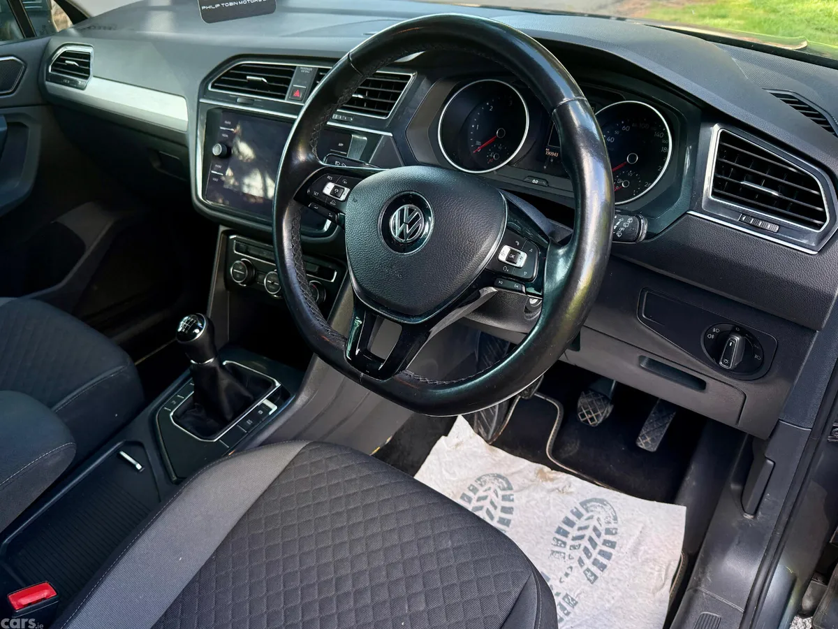 Volkswagen Tiguan SUV, Diesel, 2018, Grey