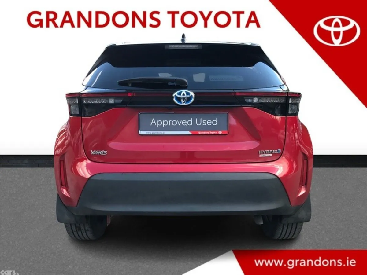 Toyota Yaris Cross Hatchback, Petrol Hybrid, 2023, Red