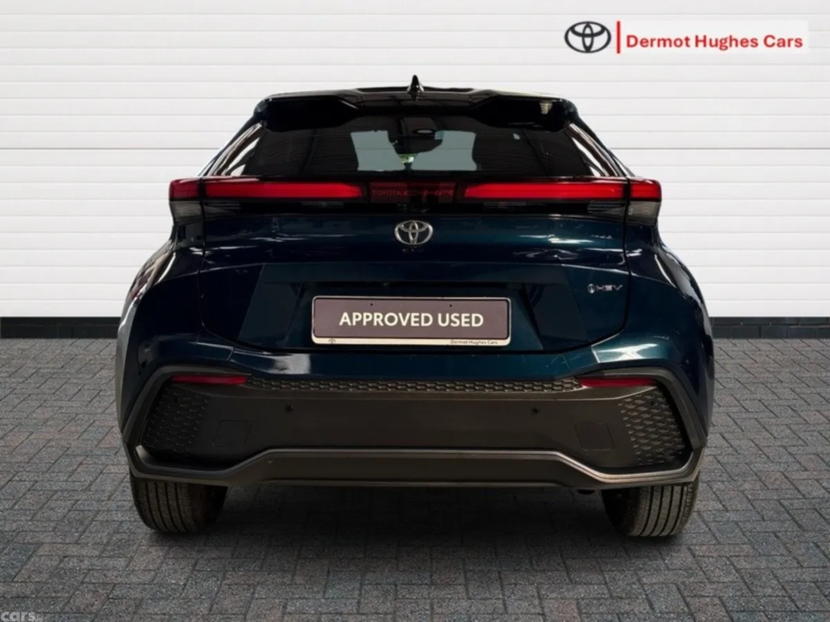 Toyota C-HR SUV, Petrol Hybrid, 2024, Blue