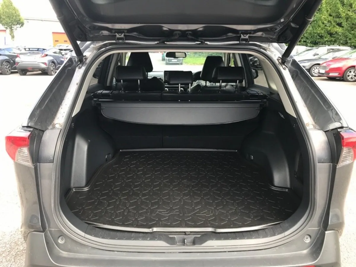 Toyota RAV4 SUV, Petrol Hybrid, 2021, Grey