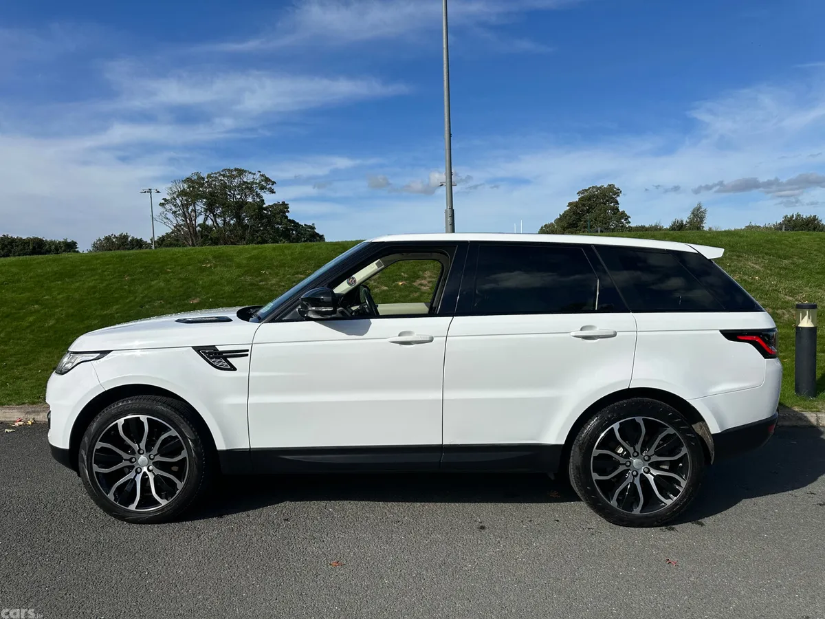 Land Rover Range Rover Sport SUV, Diesel, 2015, White