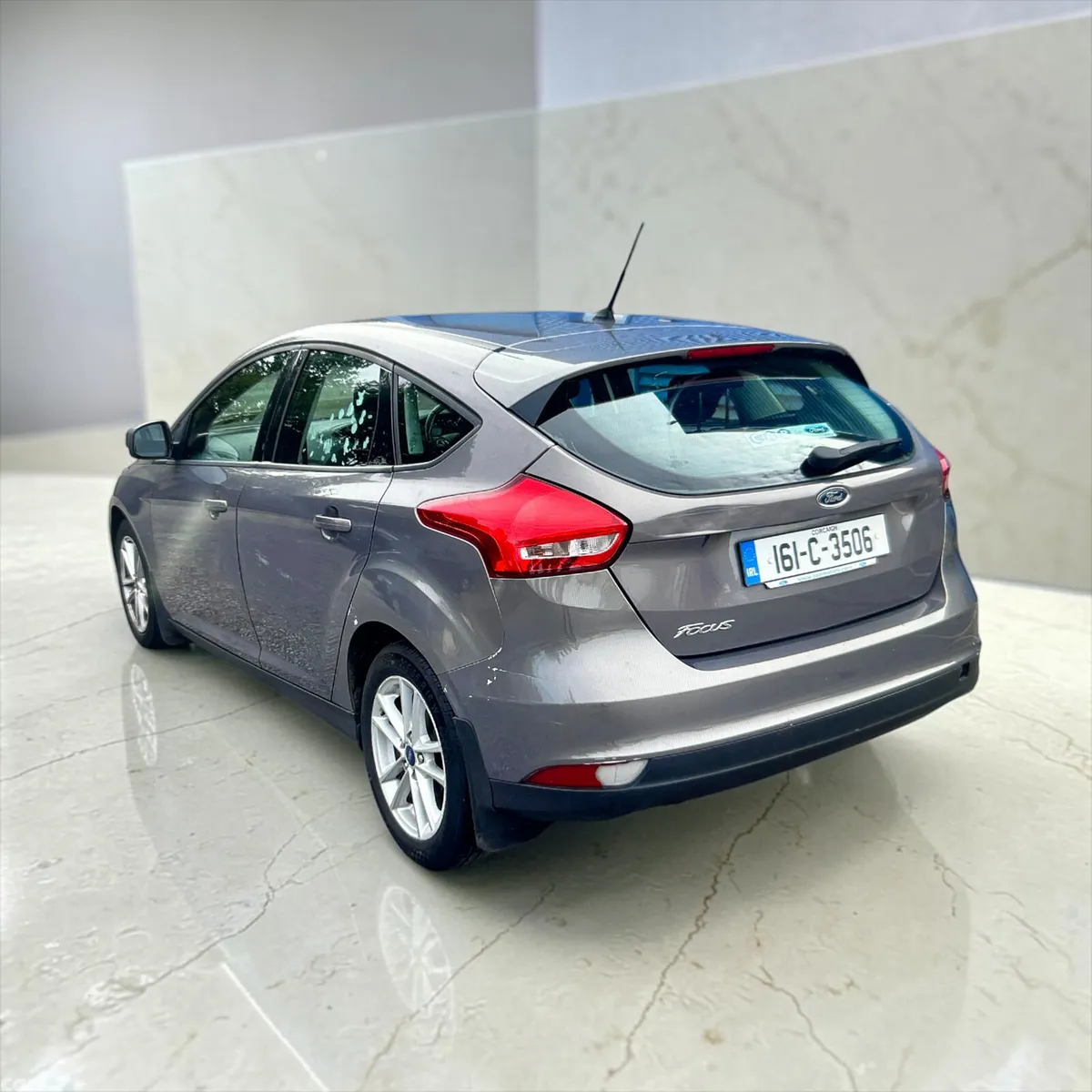 Ford Focus Hatchback, Diesel, 2016, Brown