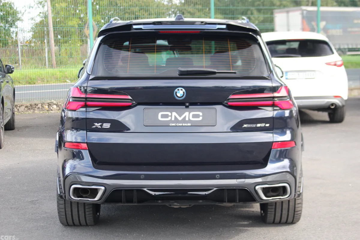 BMW X5 SUV, Petrol Hybrid, 2023, Black