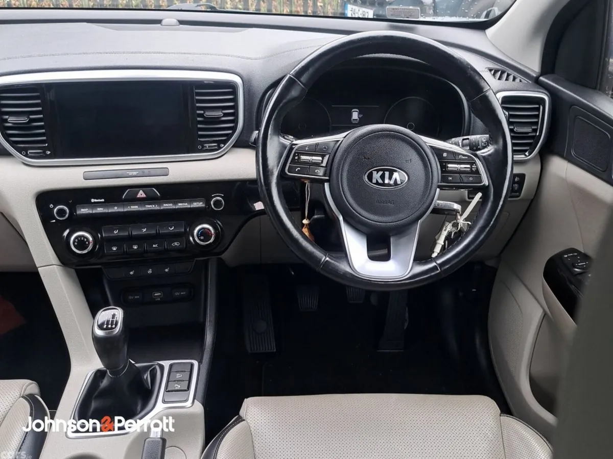 Kia Sportage SUV, Diesel Hybrid, 2021, Grey