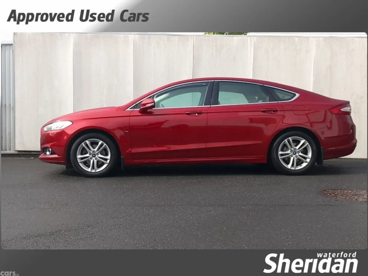 Ford Mondeo Hatchback, Diesel, 2016, Red