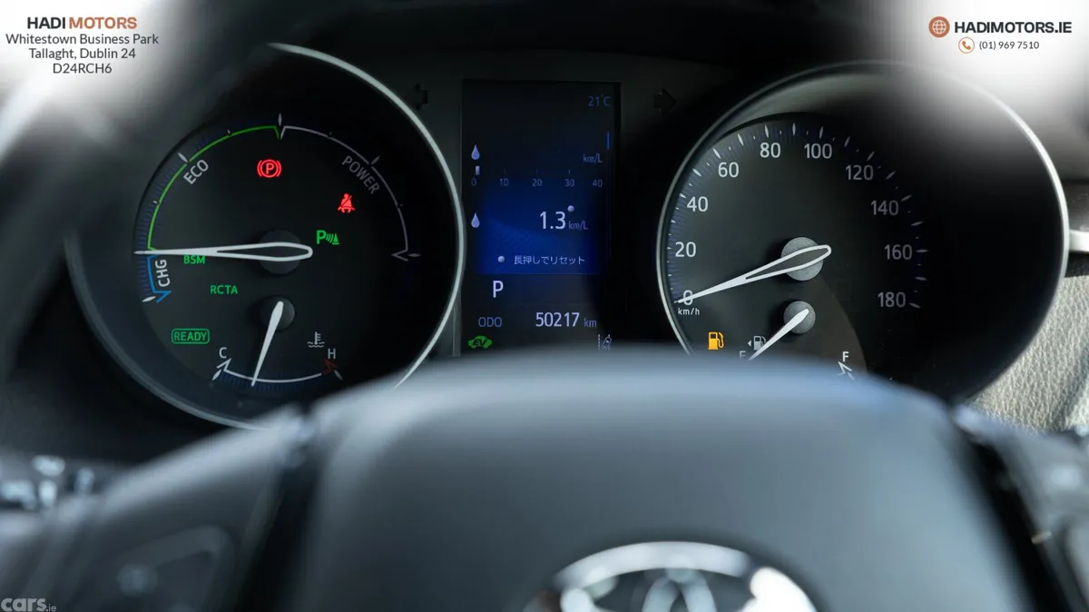 Toyota C-HR SUV, Petrol Hybrid, 2019, White