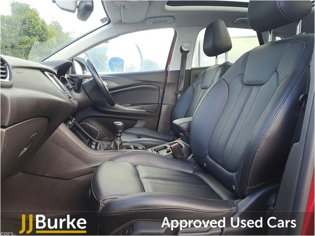 Opel Grandland X MPV, Diesel, 2021, Red