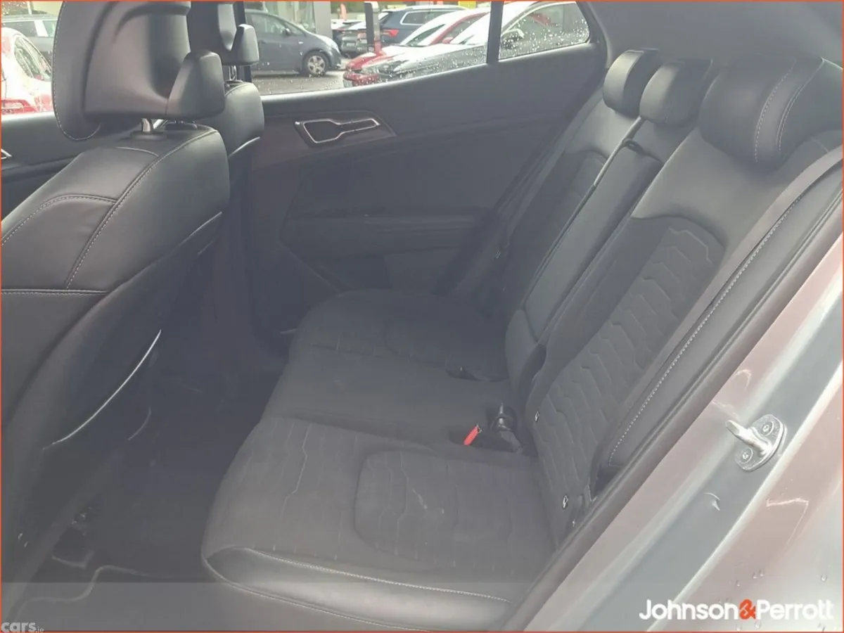 Kia Sportage SUV, Diesel Hybrid, 2023, Grey