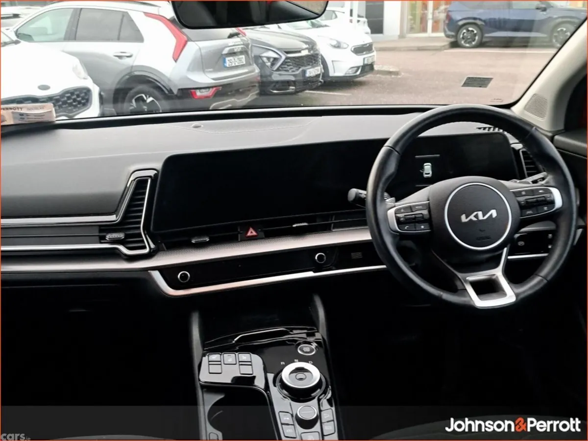 Kia Sportage SUV, Petrol Plug-in Hybrid, 2023, Red