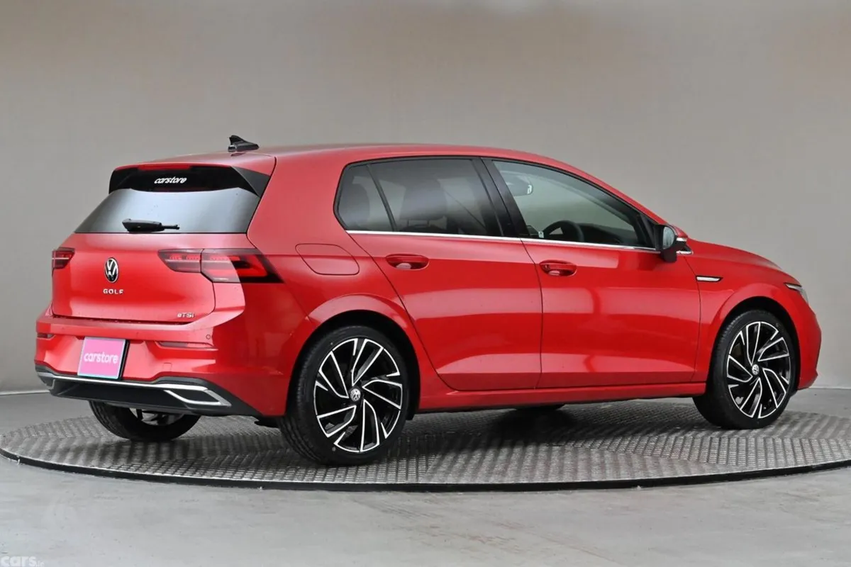 Volkswagen Golf Hatchback, Petrol Hybrid, 2022, Red