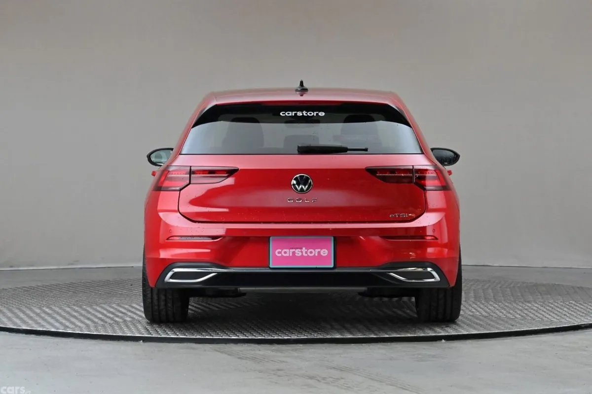 Volkswagen Golf Hatchback, Petrol Hybrid, 2022, Red