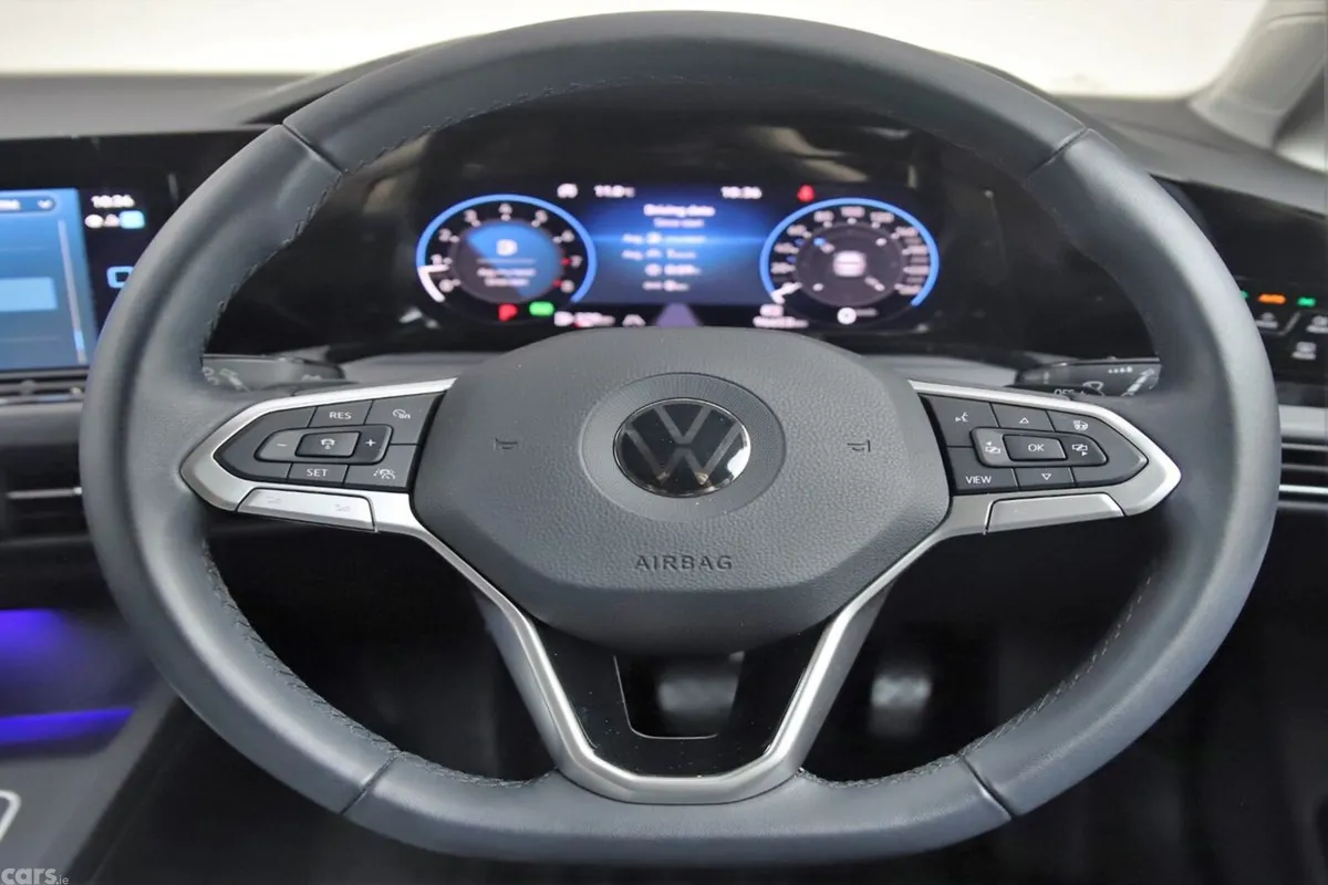 Volkswagen Golf Hatchback, Petrol Hybrid, 2022, Red