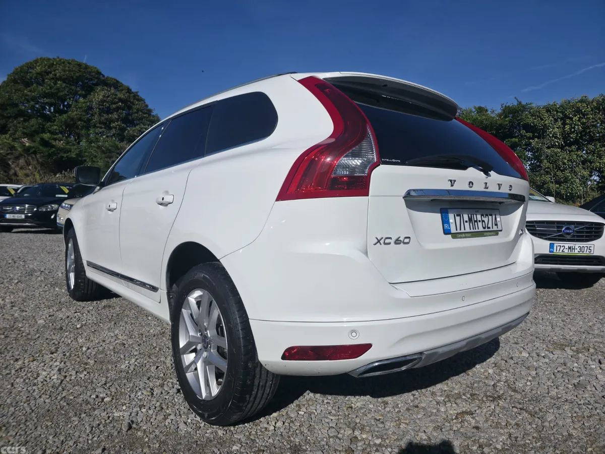 Volvo XC60 SUV, Diesel, 2017, White