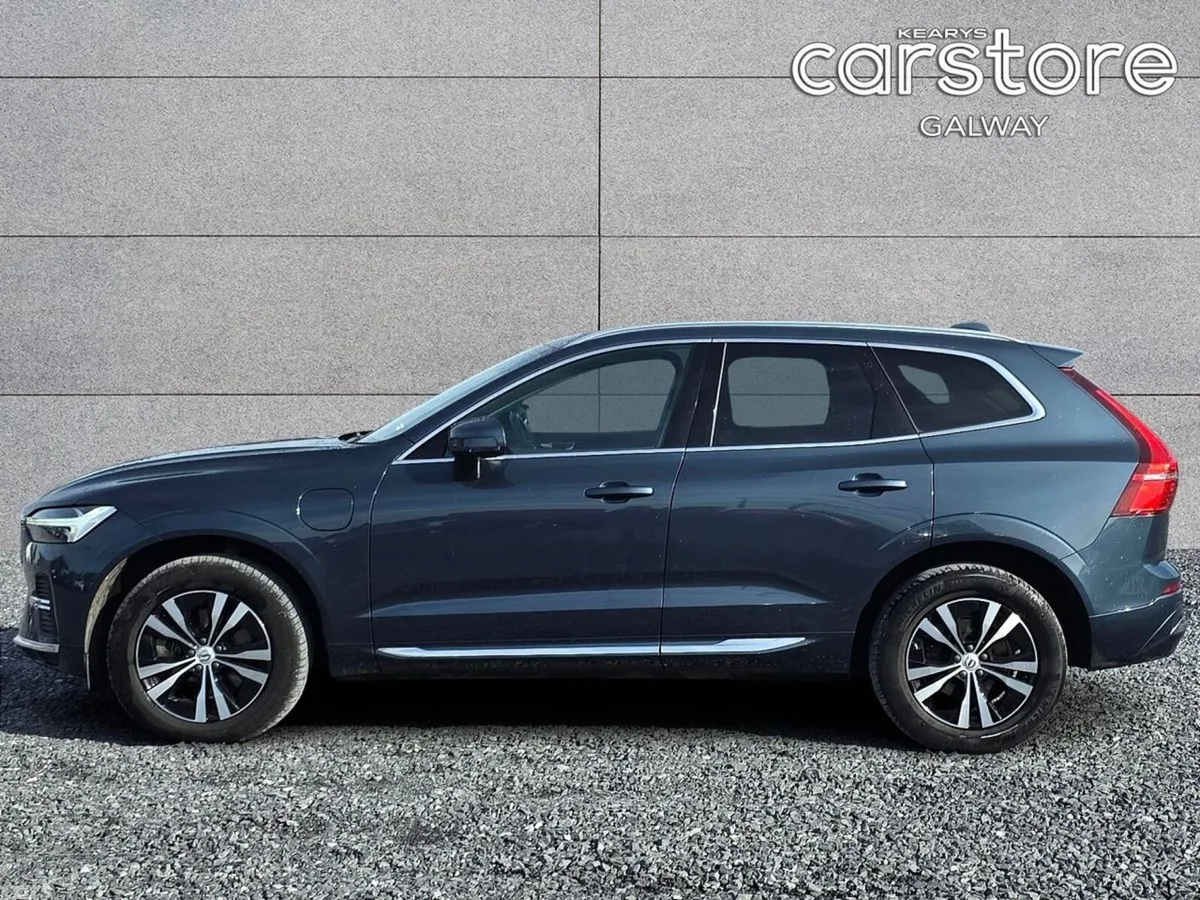 Volvo XC60 SUV, Petrol Hybrid, 2024, Blue