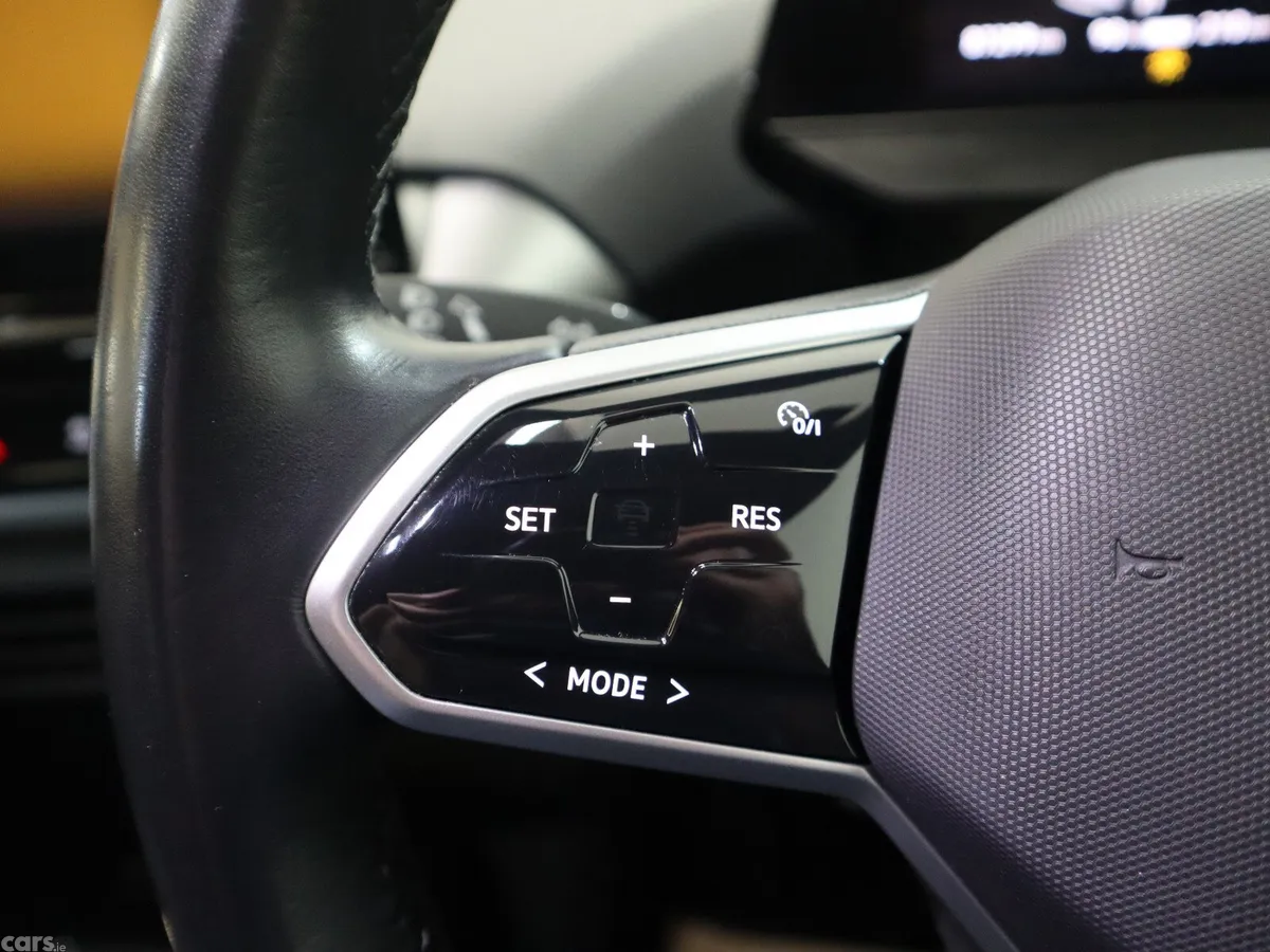 Volkswagen ID.4 Estate, Electric, 2023, Blue
