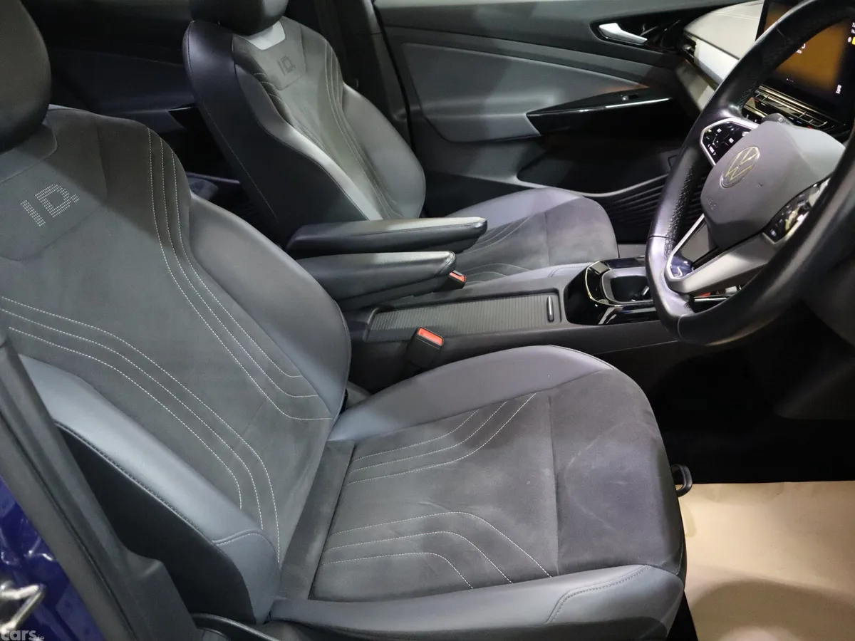 Volkswagen ID.4 Estate, Electric, 2023, Blue