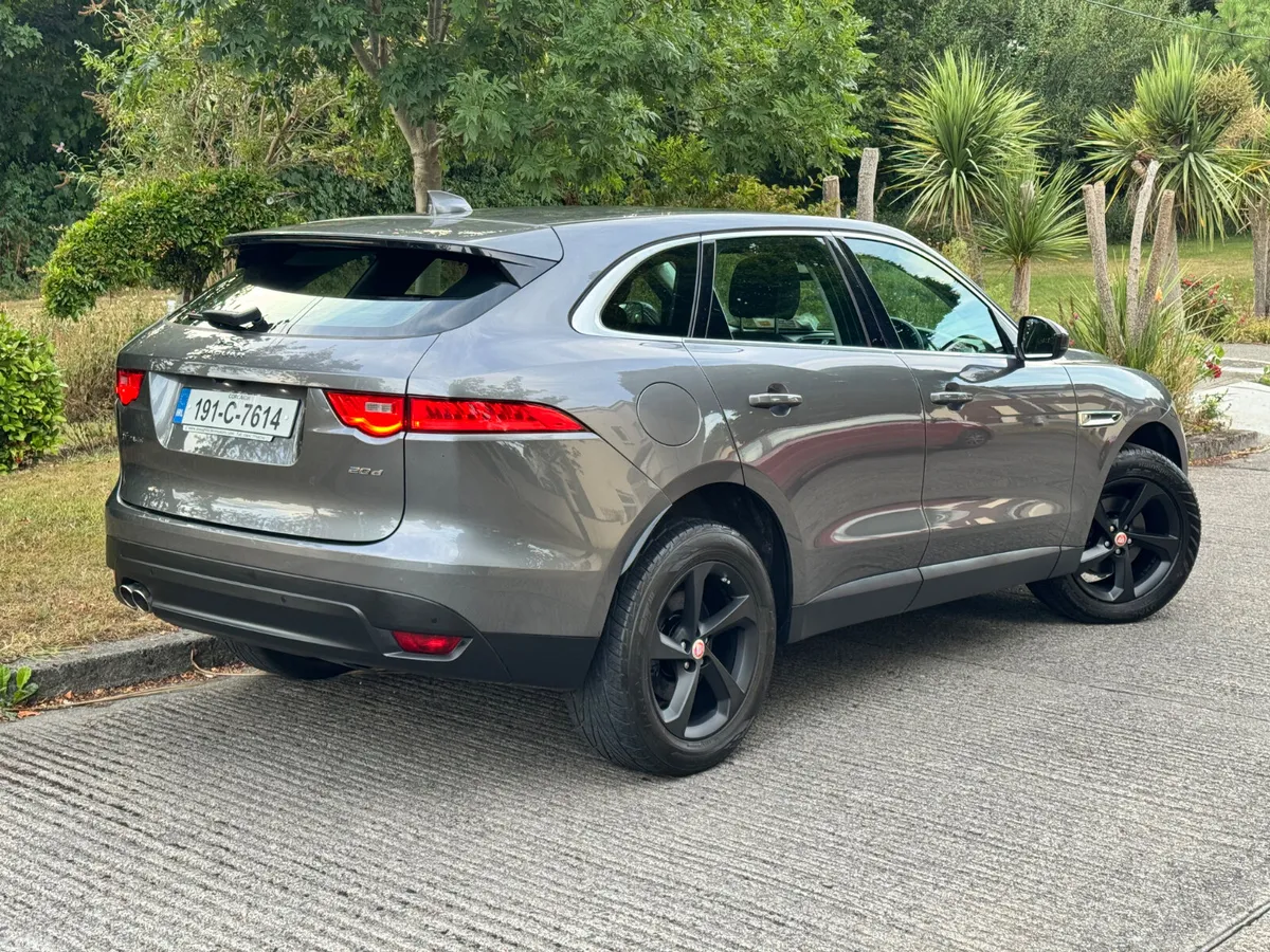 Jaguar F-Pace SUV, Diesel, 2019, Grey