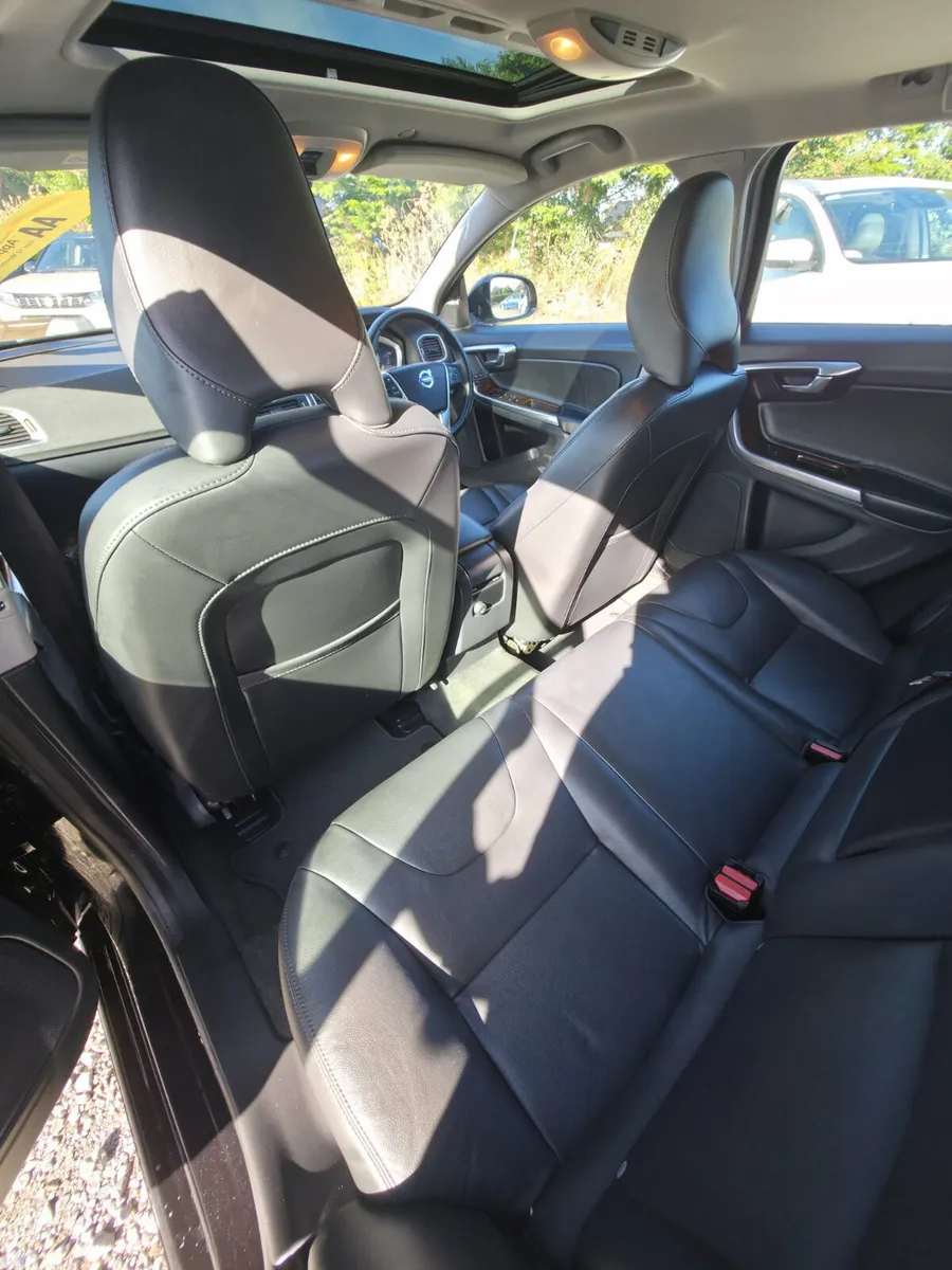 Volvo V60 Estate, Diesel, 2018, Black