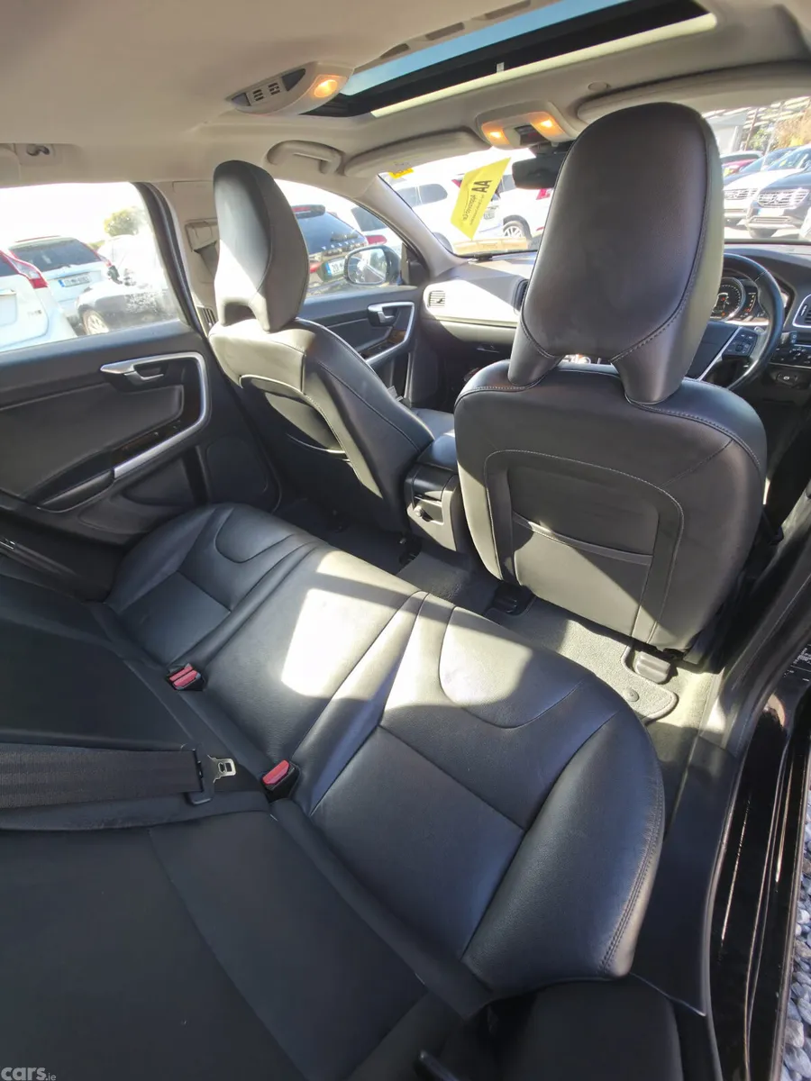Volvo V60 Estate, Diesel, 2018, Black