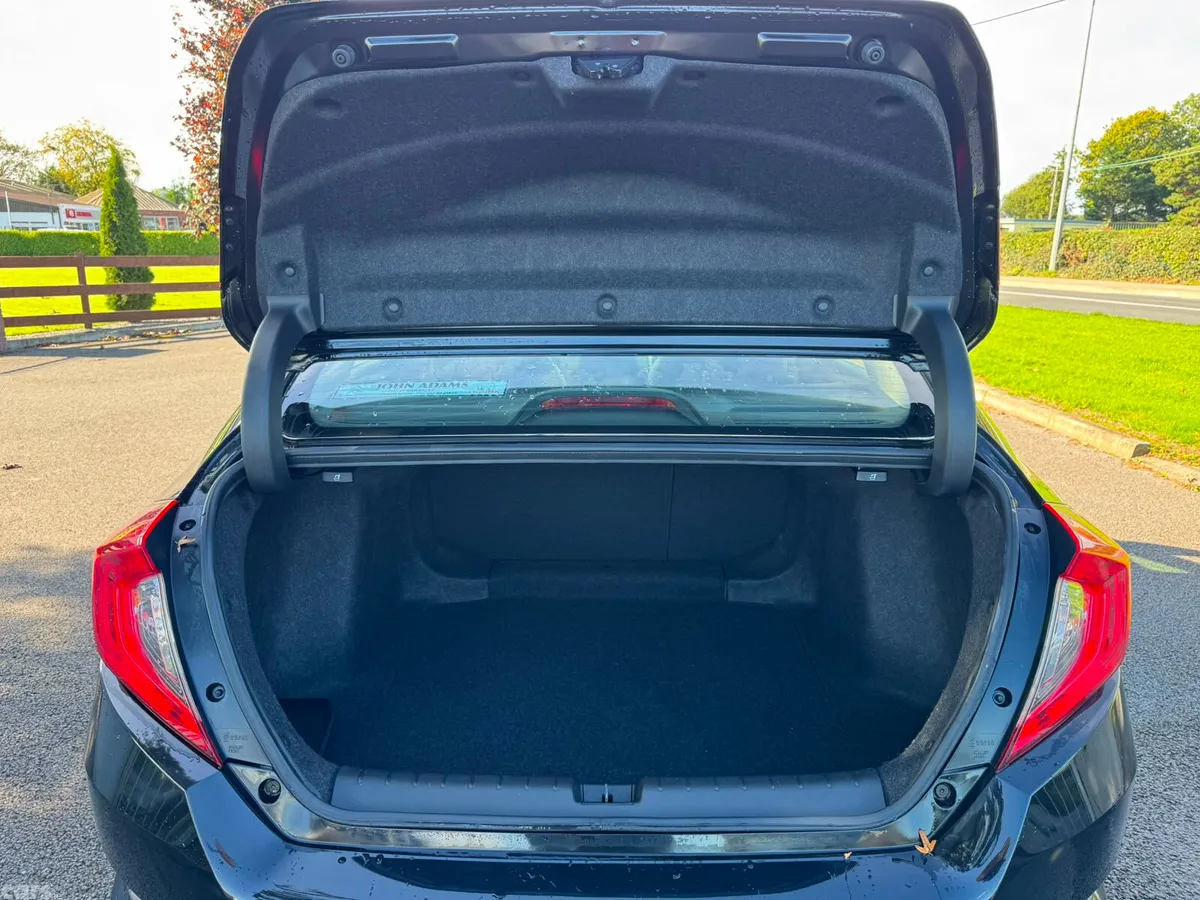 Honda Civic Saloon, Petrol, 2020, Black