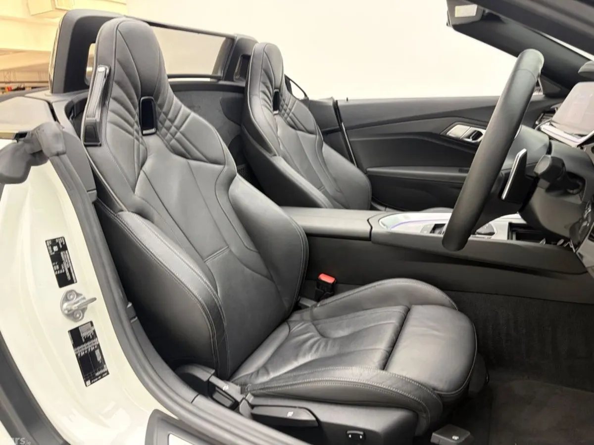 BMW Z4 Convertible, Petrol, 2020, White