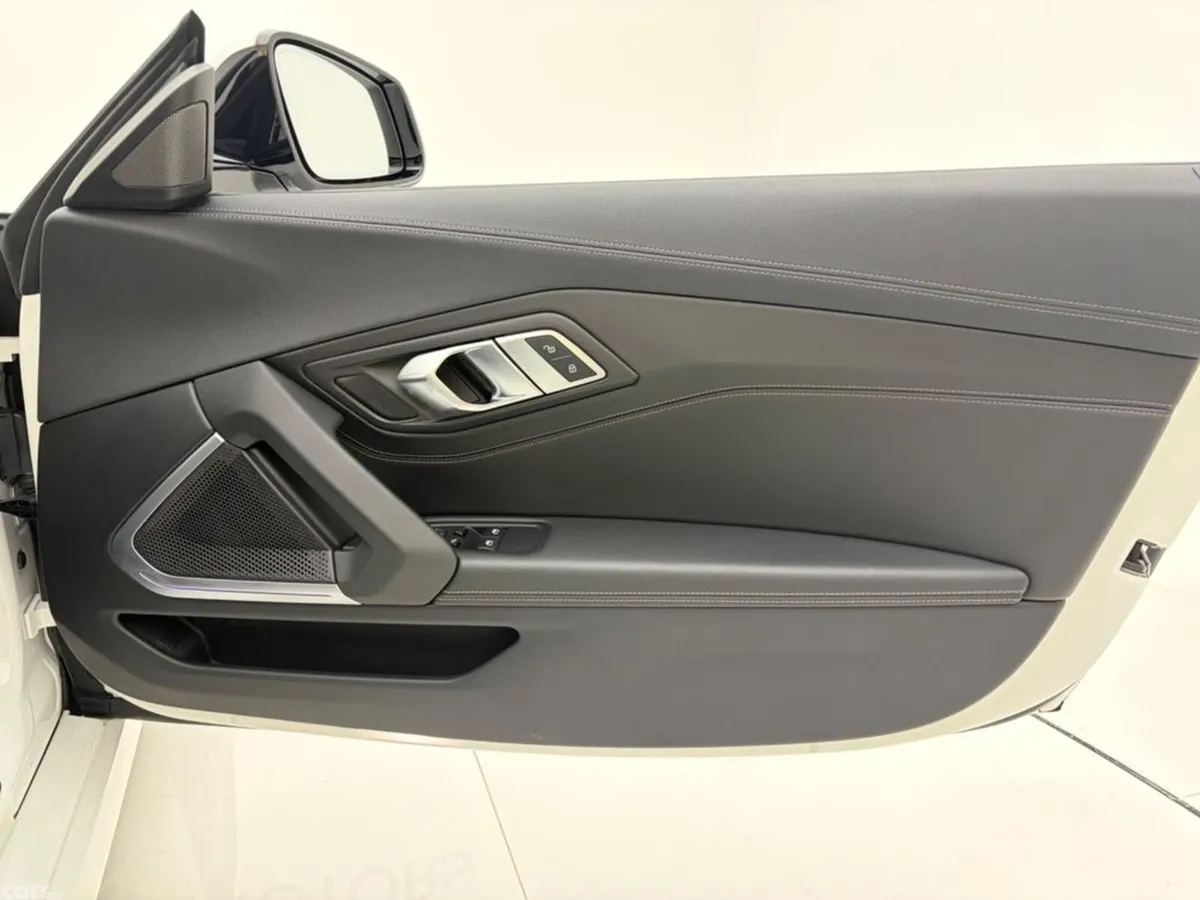 BMW Z4 Convertible, Petrol, 2020, White