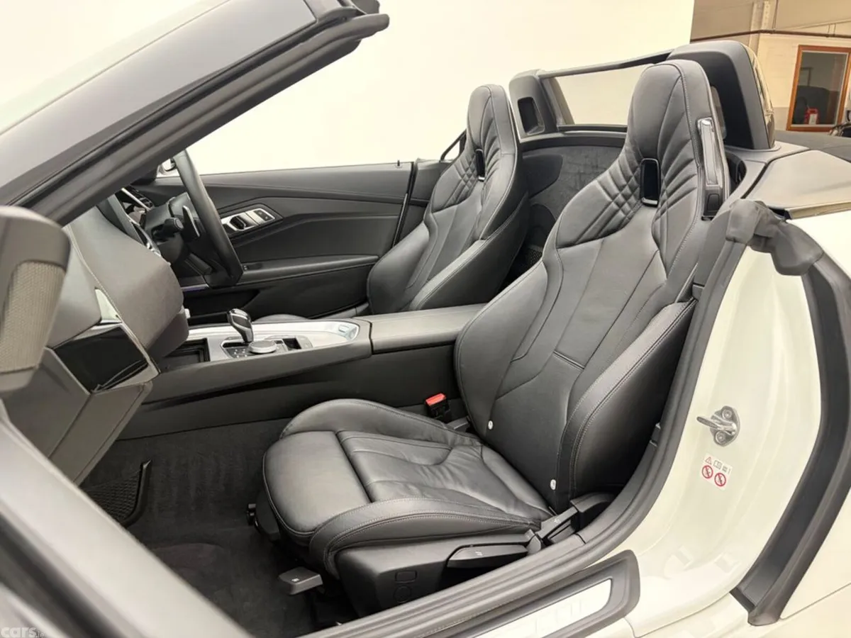 BMW Z4 Convertible, Petrol, 2020, White