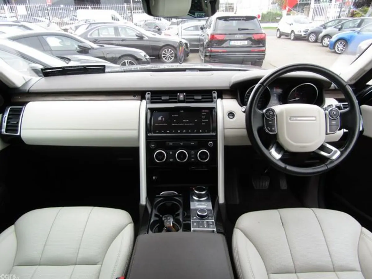 Land Rover Discovery Estate, Diesel, 2017, Black
