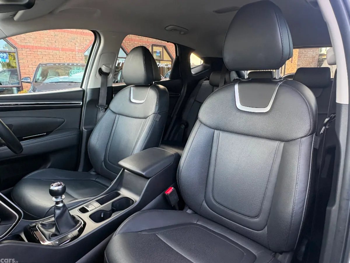 Hyundai Tucson MPV, Diesel, 2022, White