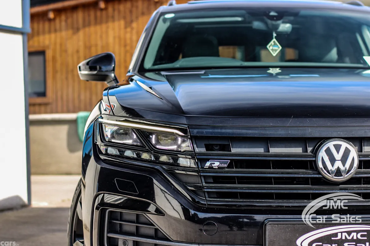 Volkswagen Touareg SUV, Diesel, 2020, Black