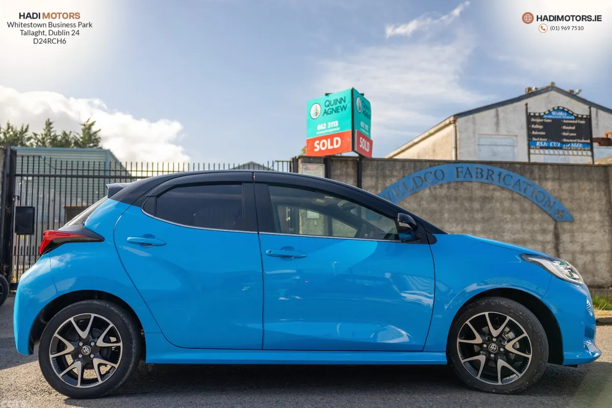 Toyota Yaris Hatchback, Petrol Hybrid, 2020, Blue