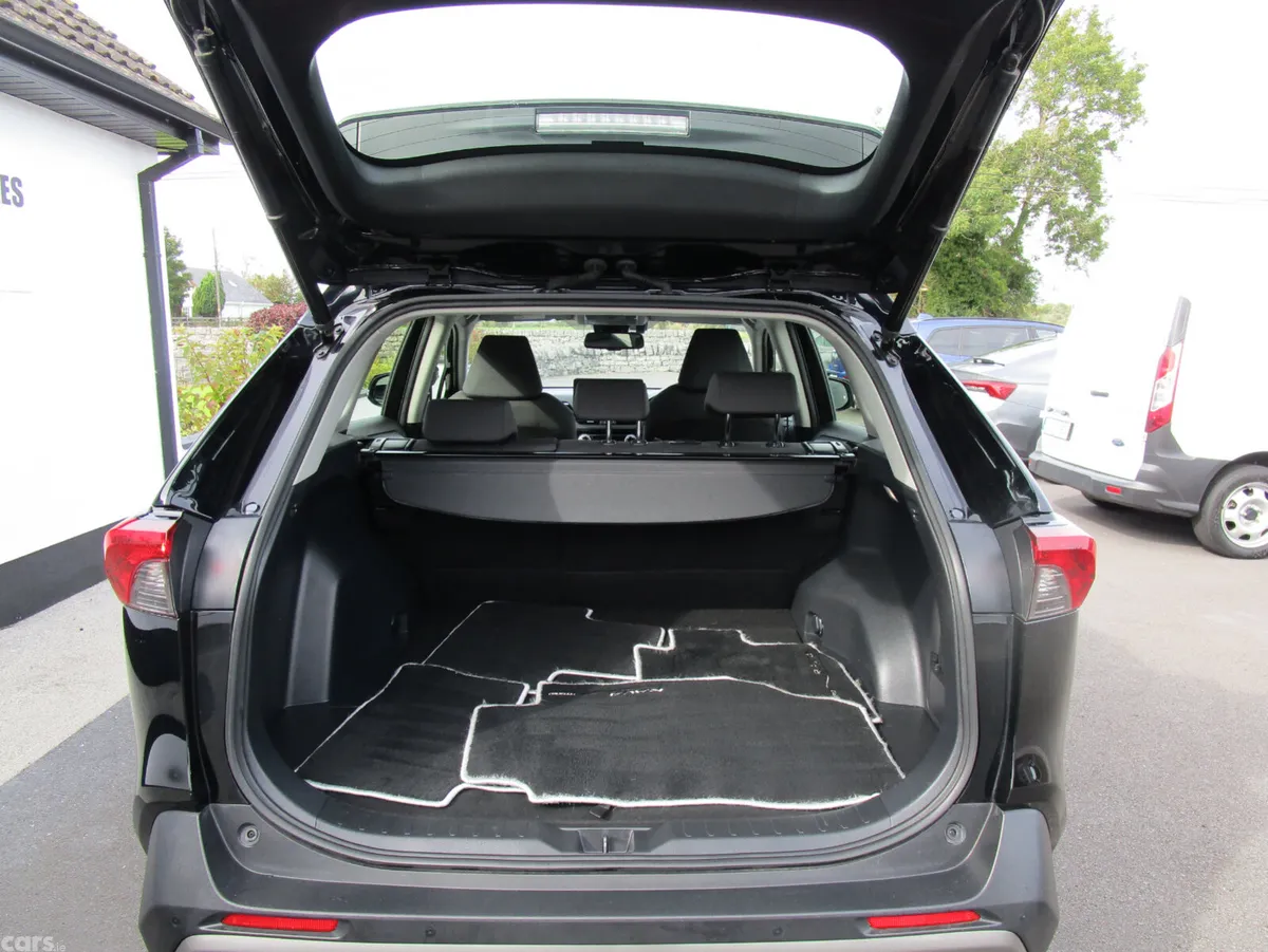 Toyota RAV4 SUV, Petrol Hybrid, 2023, Black