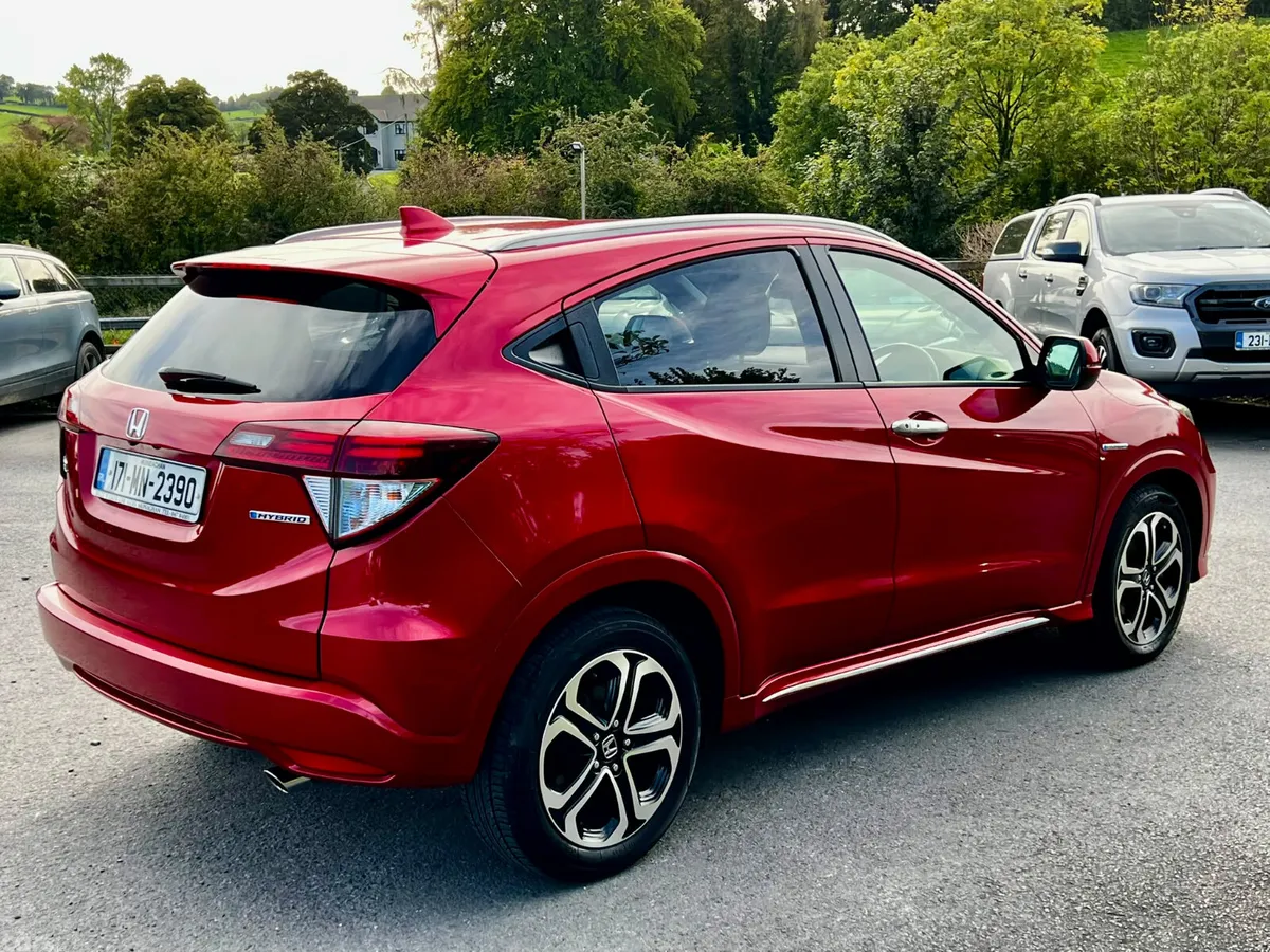Honda Vezel Estate, Petrol Hybrid, 2017, Red