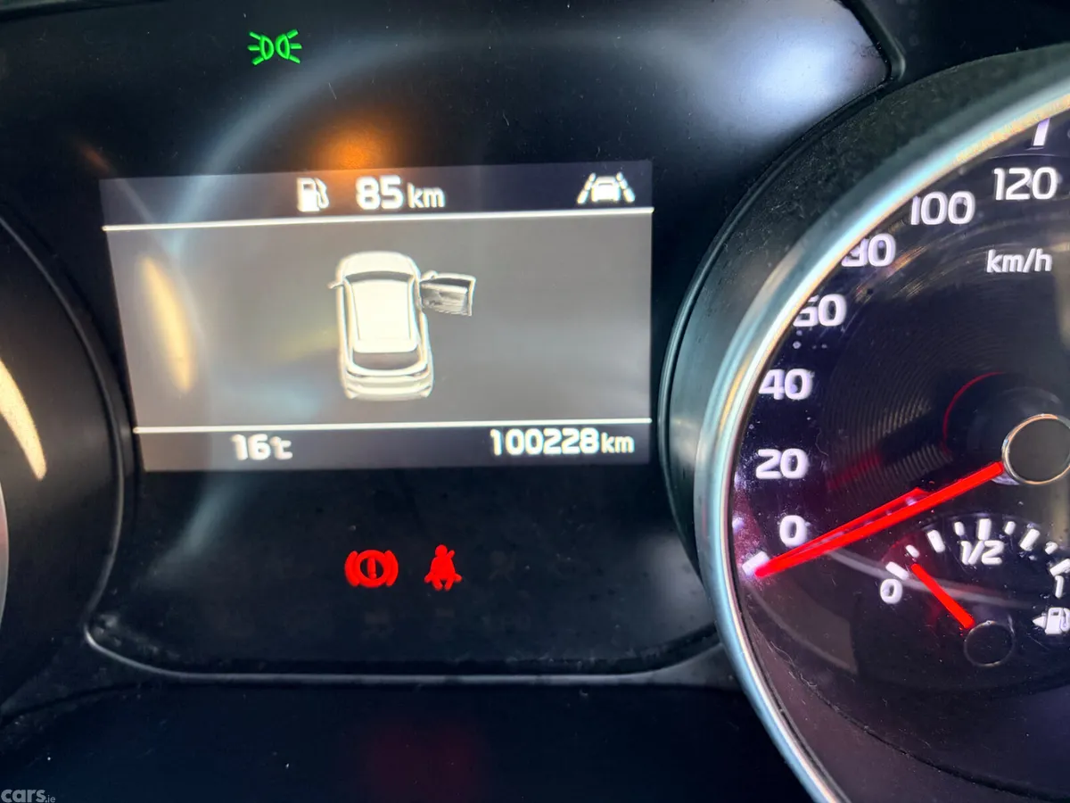 Kia Ceed Hatchback, Diesel, 2019, Grey