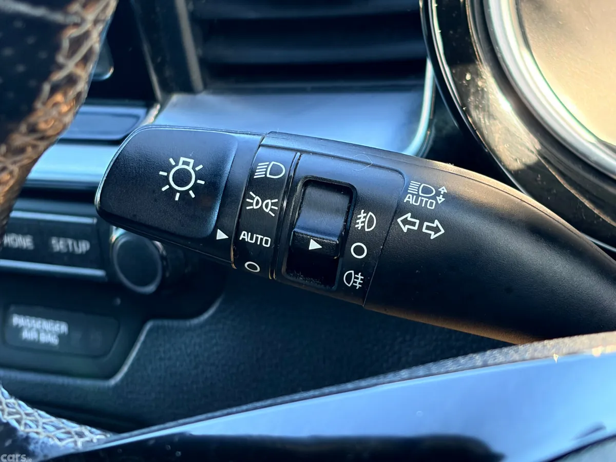 Kia Ceed Hatchback, Diesel, 2019, Grey