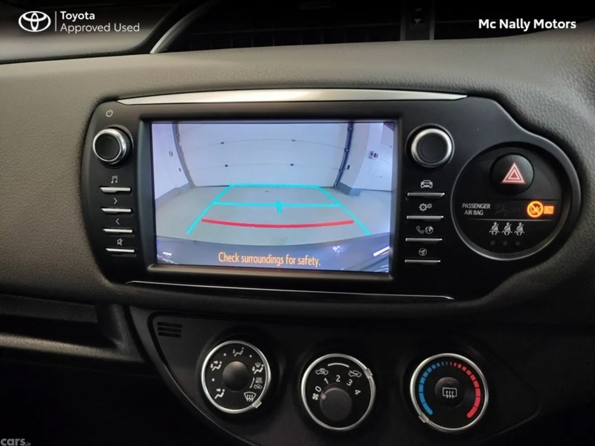 Toyota Yaris Hatchback, Petrol, 2019, Grey