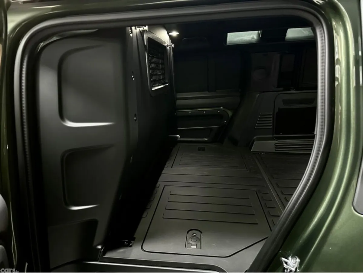 Land Rover Defender SUV, Diesel, 2026, Green