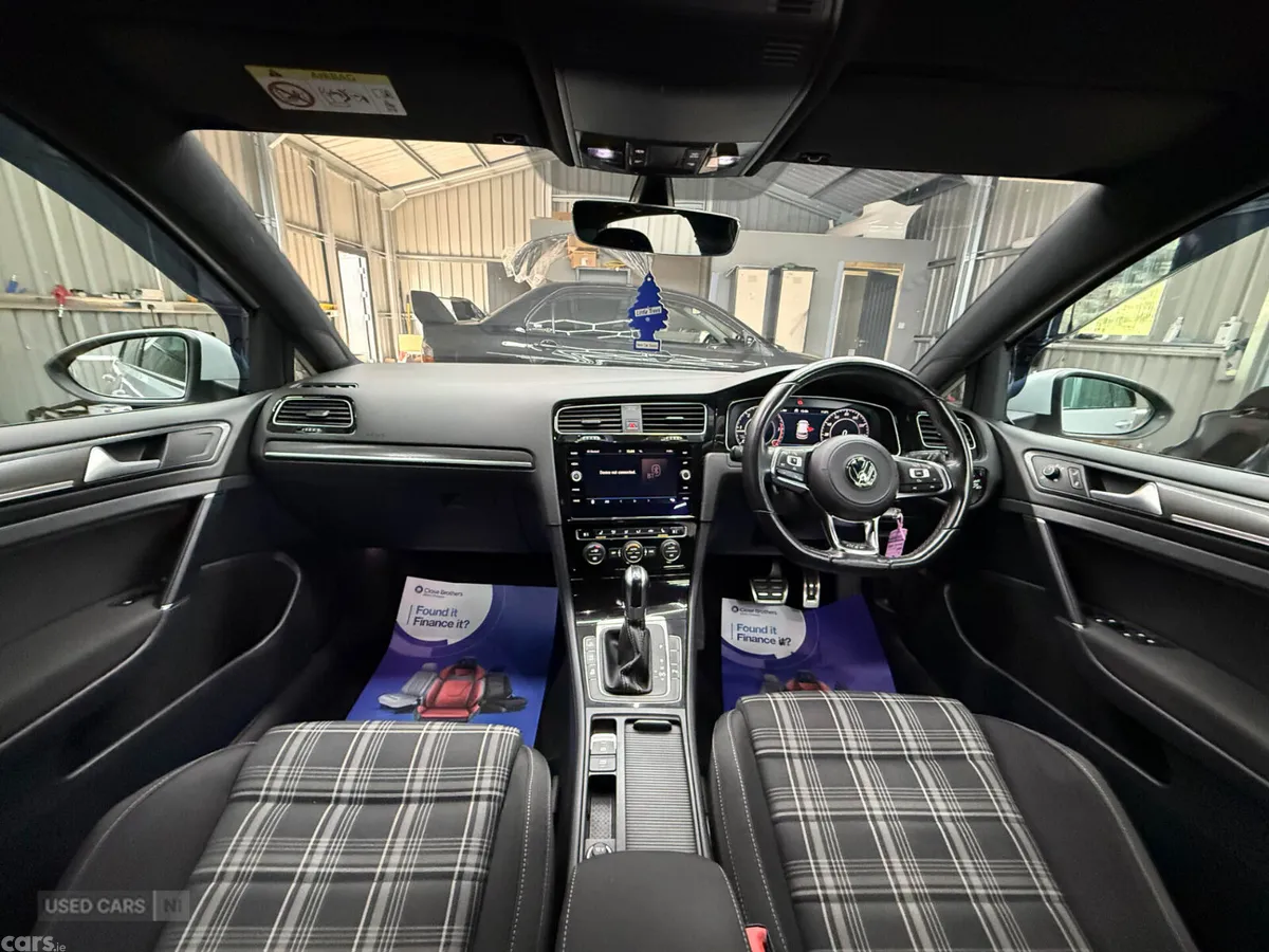 Volkswagen Golf Hatchback, Diesel, 2017, Silver