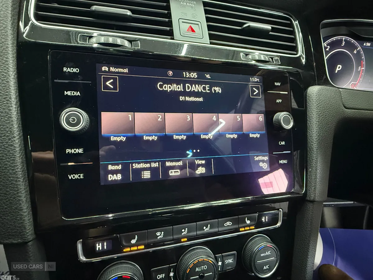 Volkswagen Golf Hatchback, Diesel, 2017, Silver